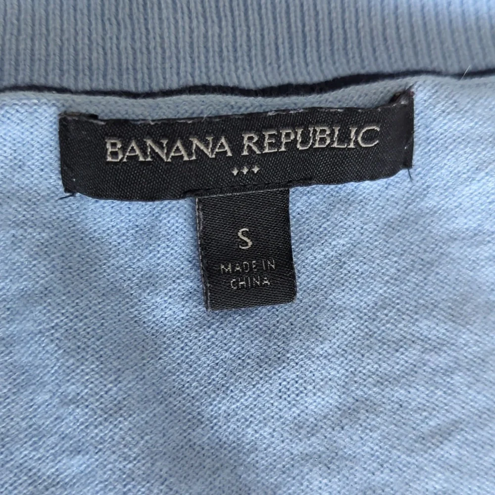 Banana Republic BR Women's V-Neck Light Baby Blue Sweater Size Small S